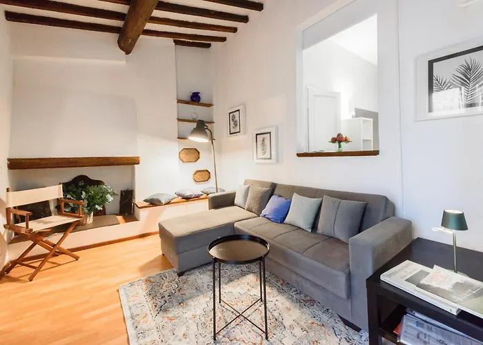 Lovely Campuccio By Mmega Appartement